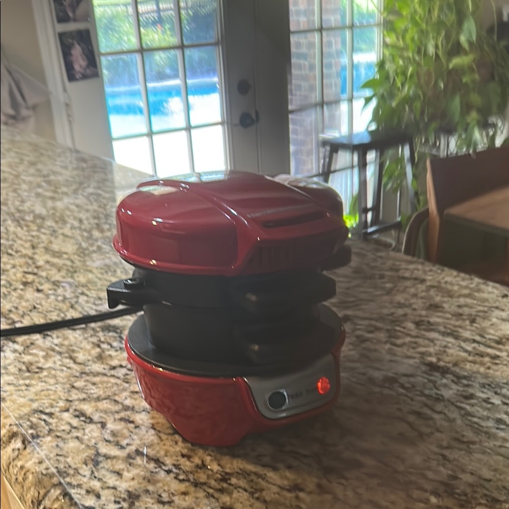 Hamilton Beach Red Sandwich Maker